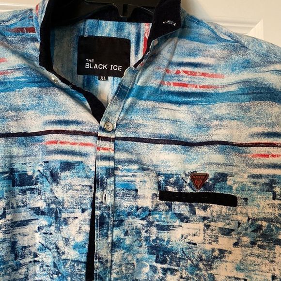 The black ice button down XL - Picture 3 of 3